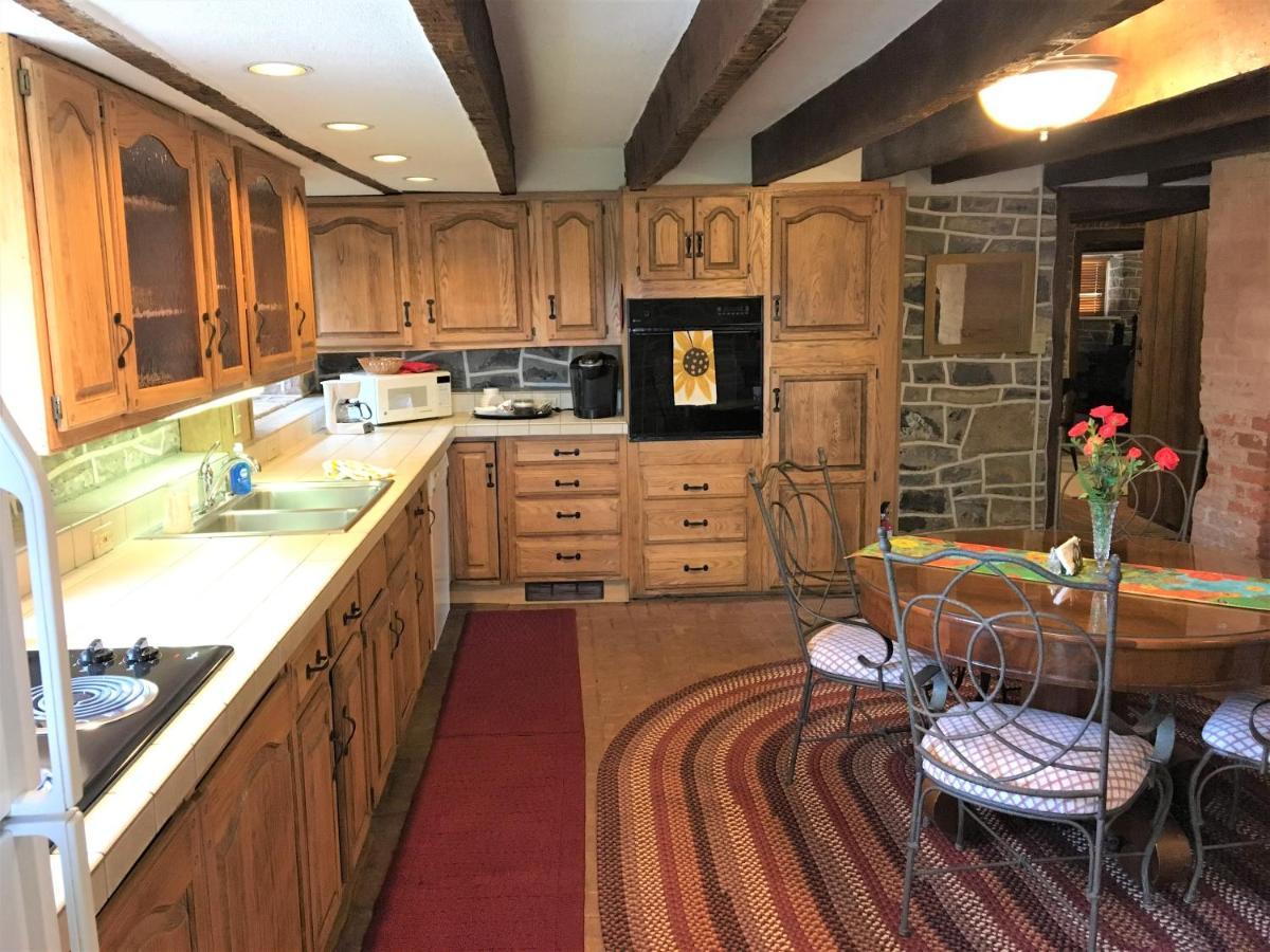 Smithfield Farm B&B Уинчестер Экстерьер фото