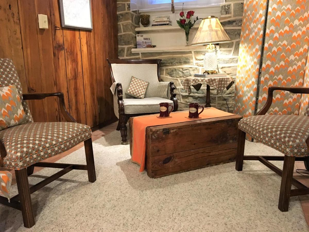 Smithfield Farm B&B Уинчестер Экстерьер фото