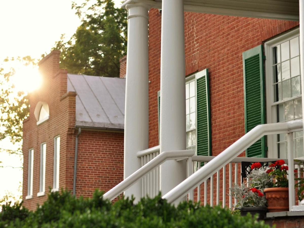 Smithfield Farm B&B Уинчестер Экстерьер фото