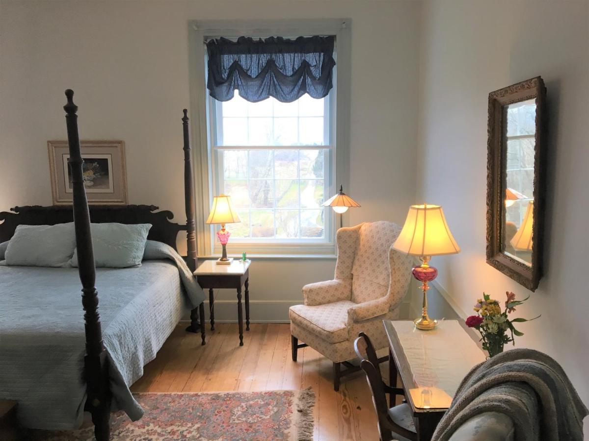Smithfield Farm B&B Уинчестер Номер фото