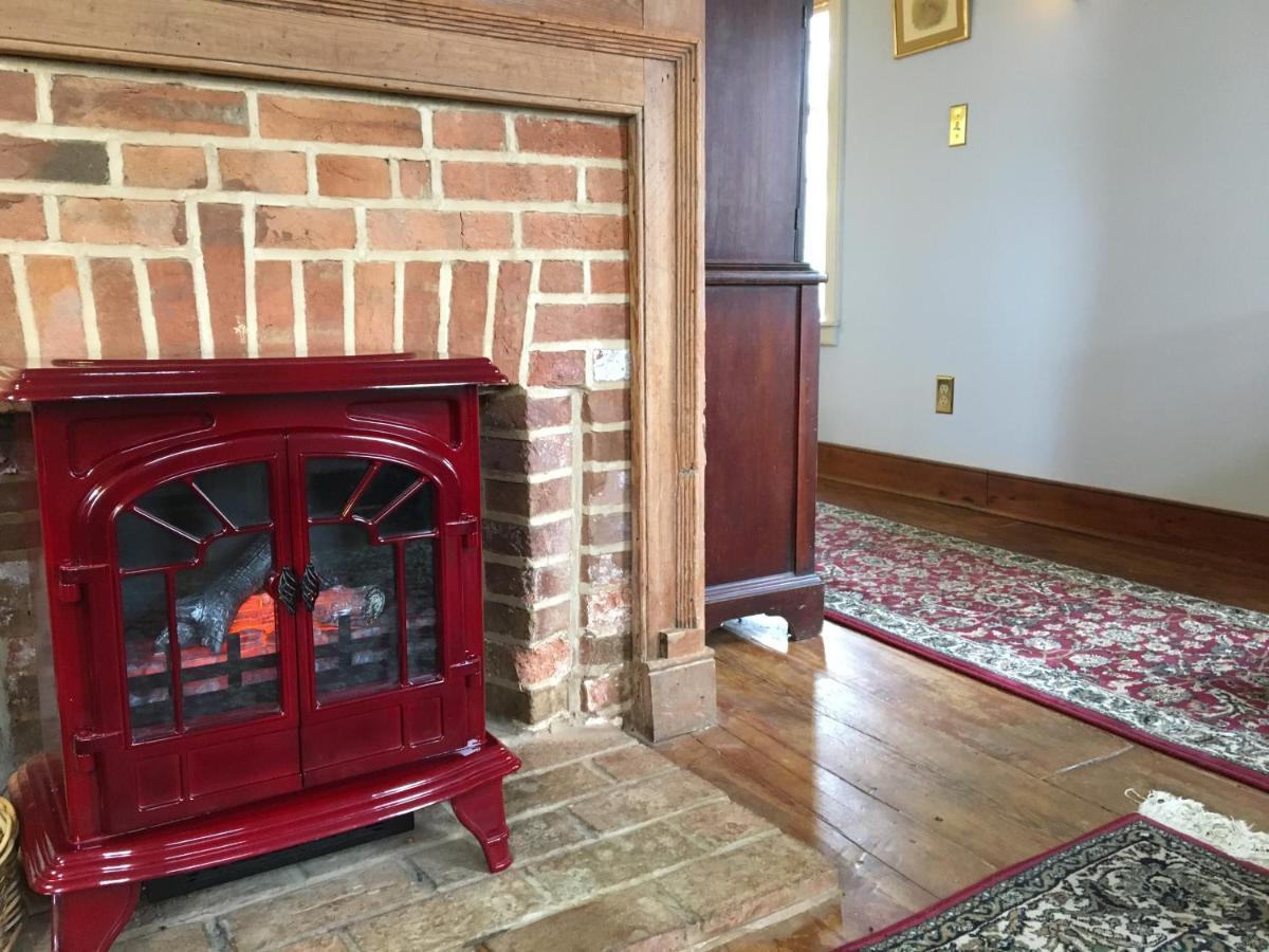 Smithfield Farm B&B Уинчестер Экстерьер фото