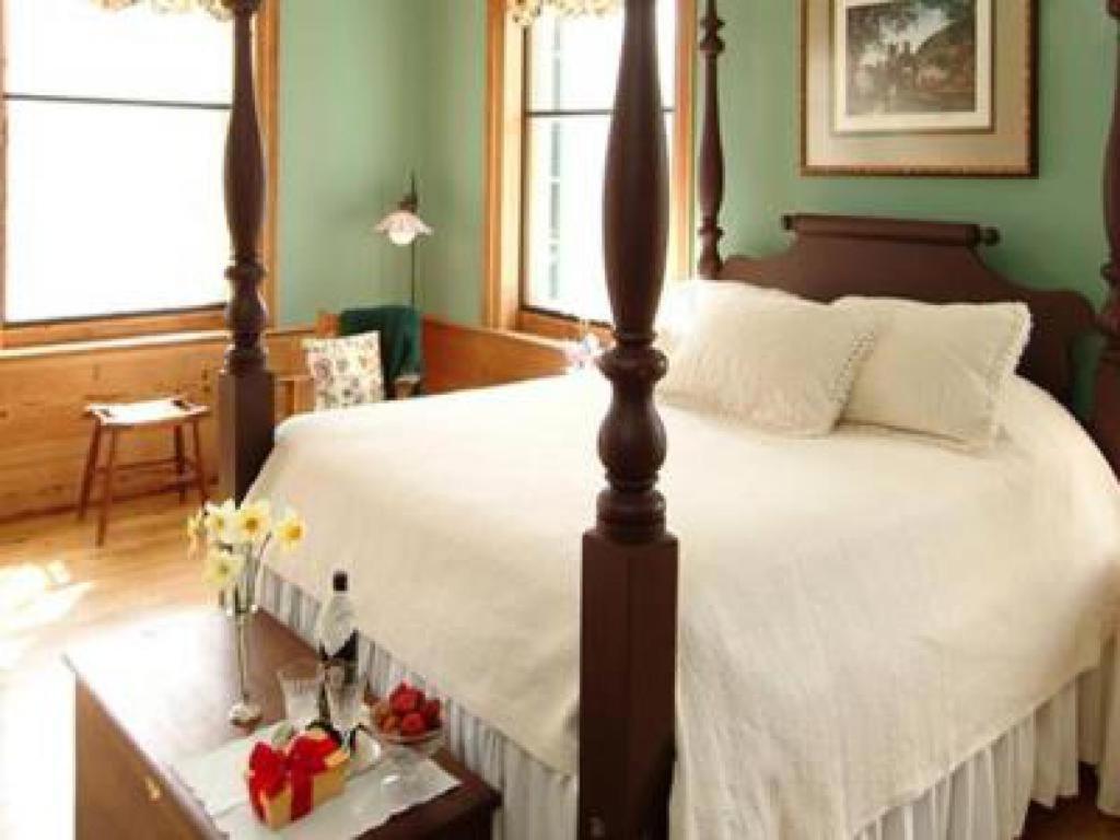 Smithfield Farm B&B Уинчестер Экстерьер фото