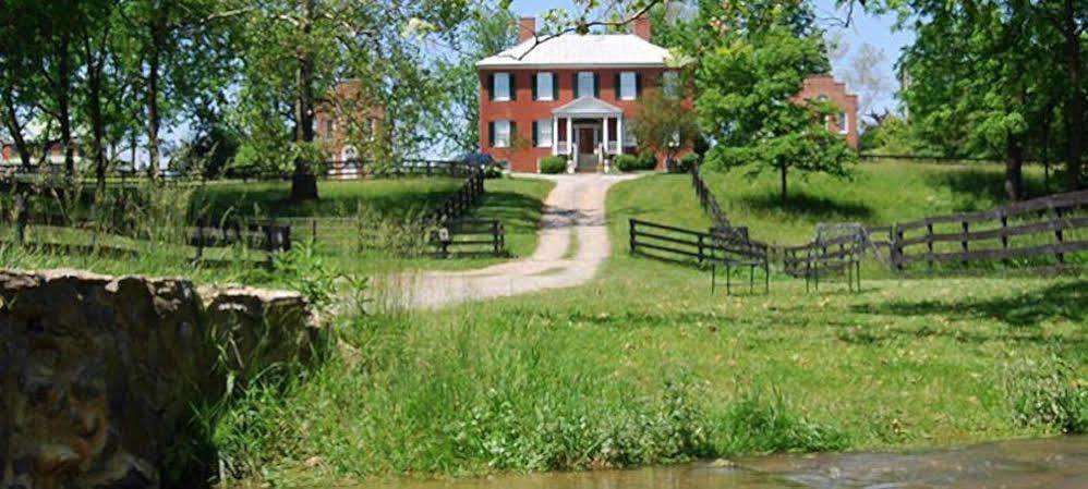 Smithfield Farm B&B Уинчестер Экстерьер фото